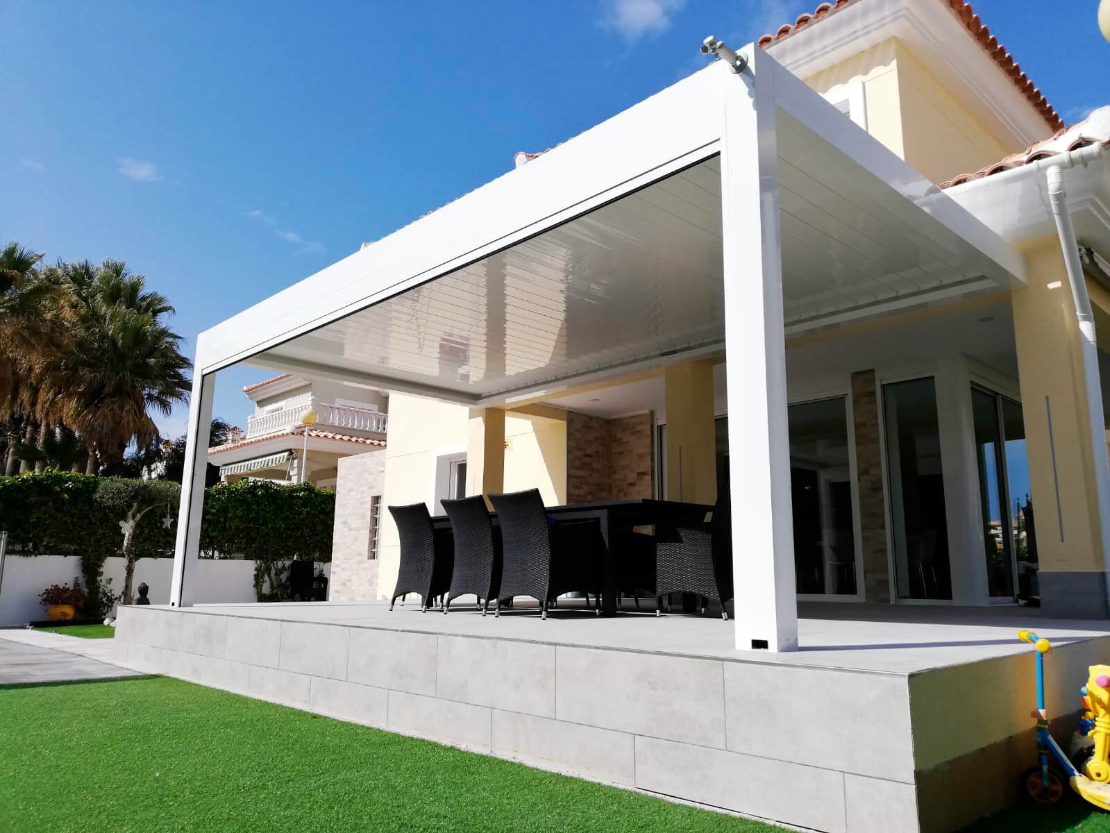 PergolasAndGazebosOutdoor—SmartOutdoorFurniture.jpg