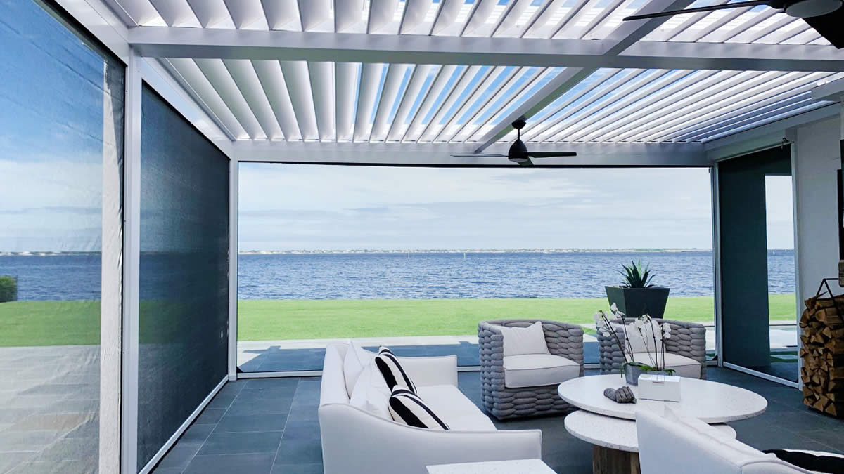 outdoor screen patio.jpg