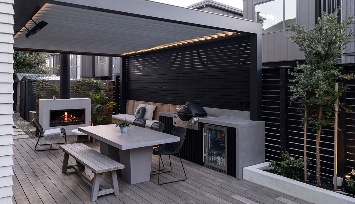 Pergola-Privacy-Louver-Panels