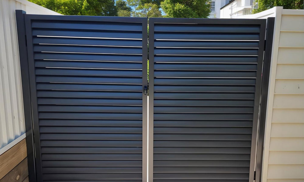 Aluminum-Louver-Gate-&-Door