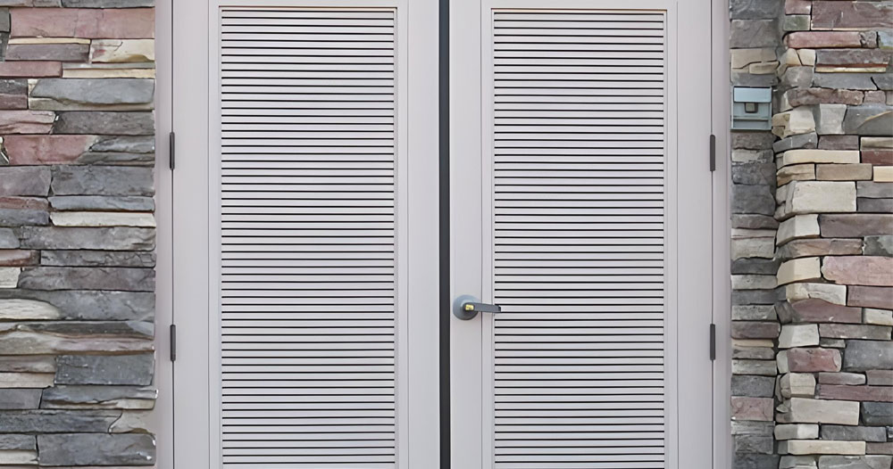 Solid-Louver-Doors
