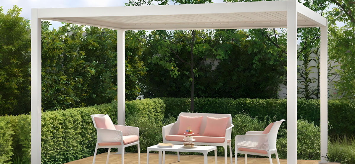 Pergola-with-Landscape-Plants