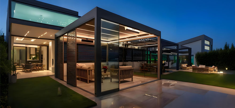 Pergola-Sunroom-with-Glass-Walls