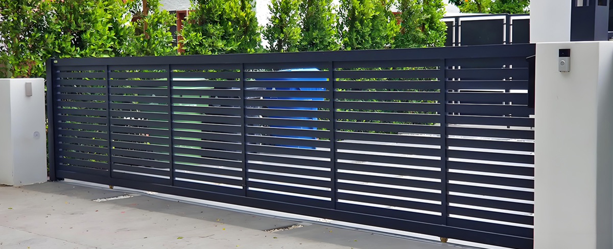 Aluminum-Sliding-Driveway-Gate