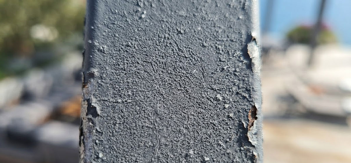 Column-cladding-detachment.jpg