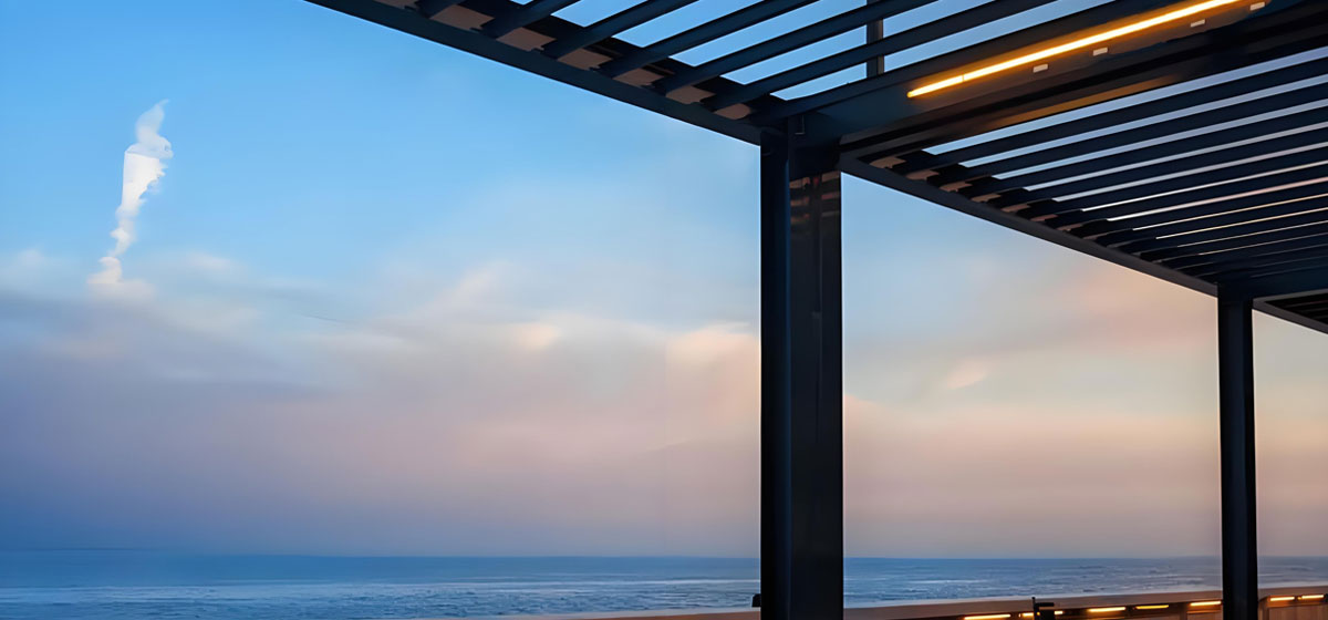 Choosing-the-Right-Pergola-for-Coastal-Environments