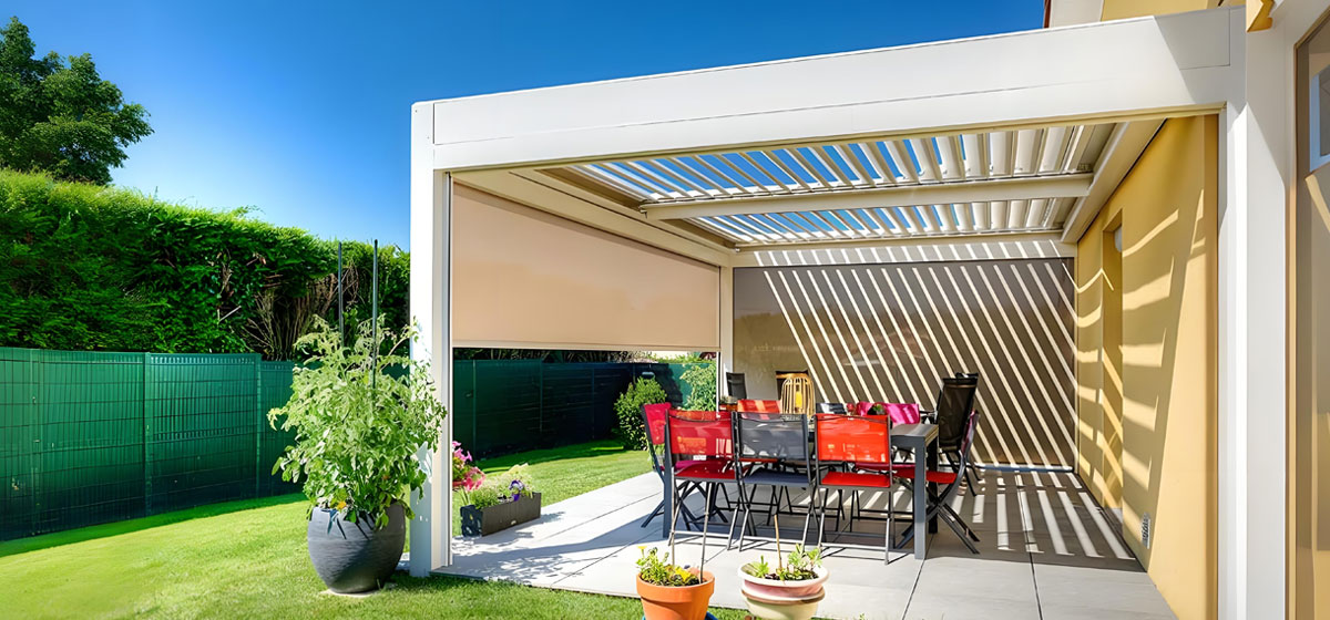 Modern-Aluminum-Pergola-for-Backyard